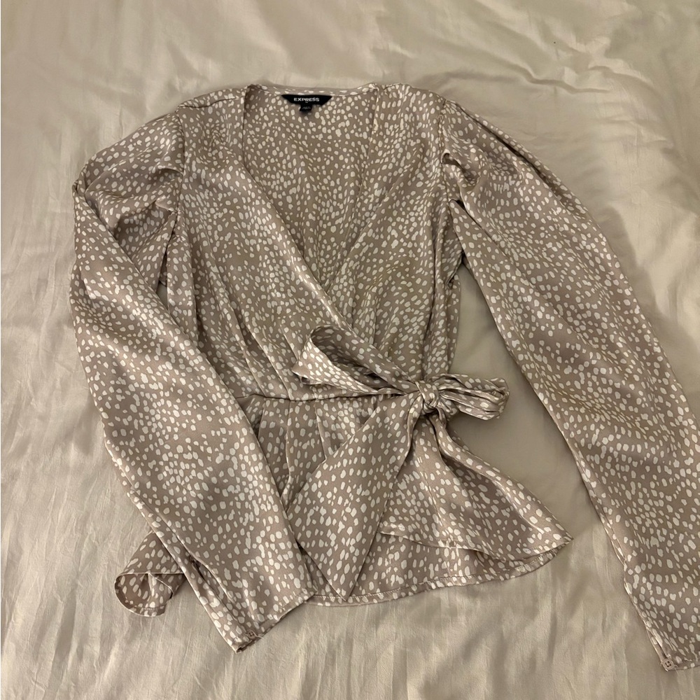 Express Wrap Top